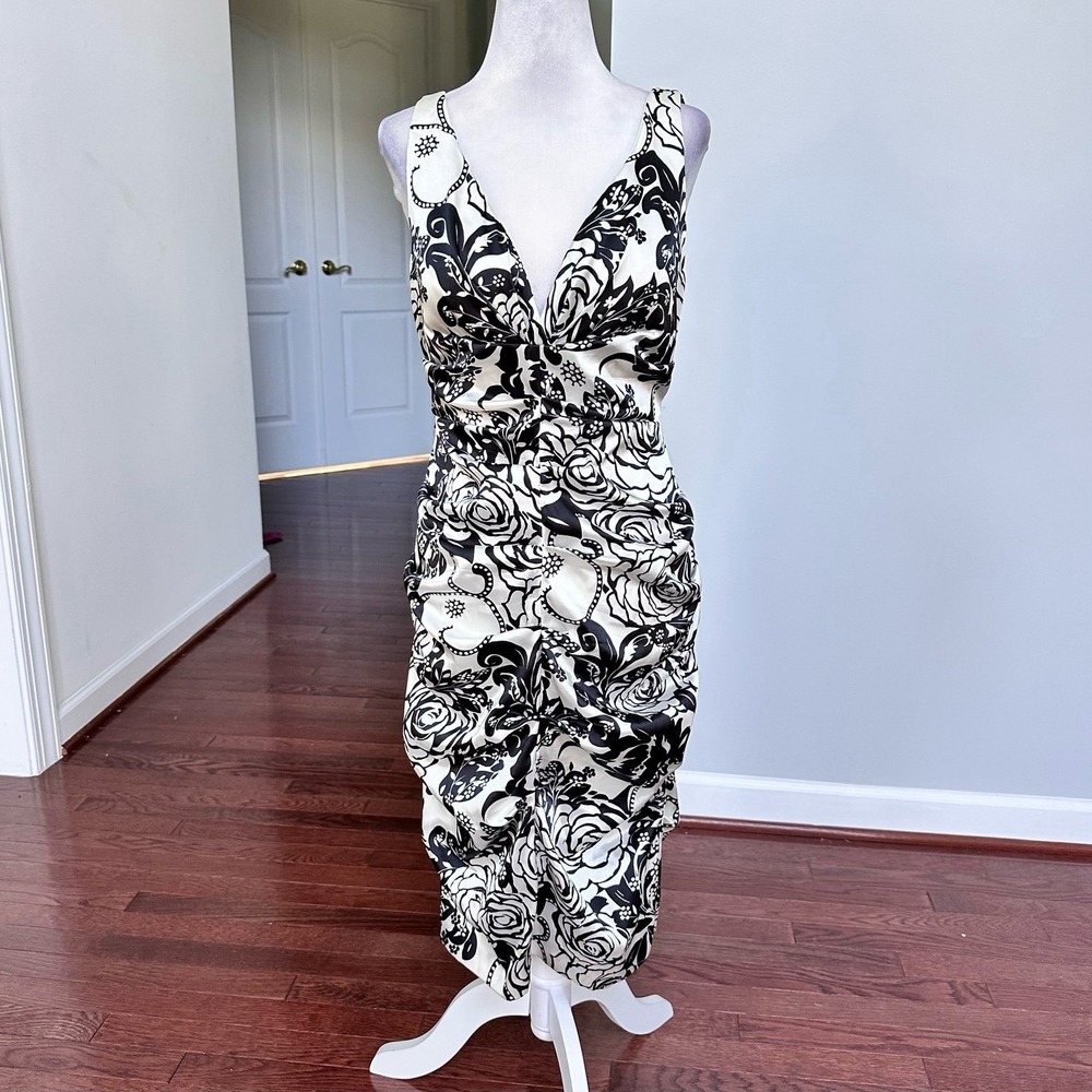 XSCAPE‎ Black White Rose Floral Bodycon Sexy Date Night Ruched Dress Size 10